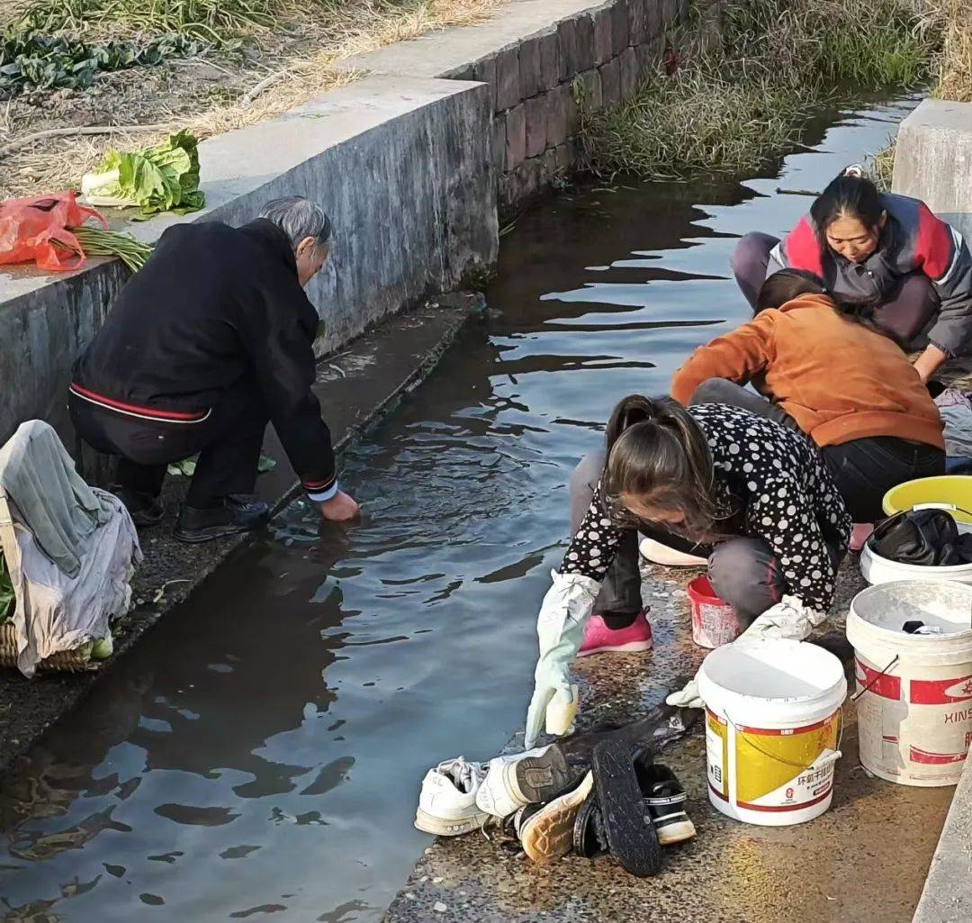 江西“最强钉子户”所在公路即将通车！屋主发声：后悔没答应拆迁